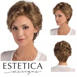 2 Estetica Designs Hailee WigAv•▪︎s Hand Tied Lace